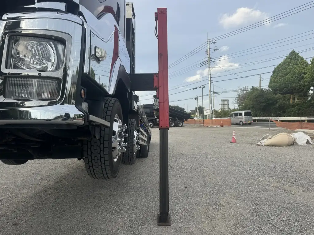 いすゞ ギガ 大型 車両重機運搬 4段クレーン ラジコンの中古トラック画像10