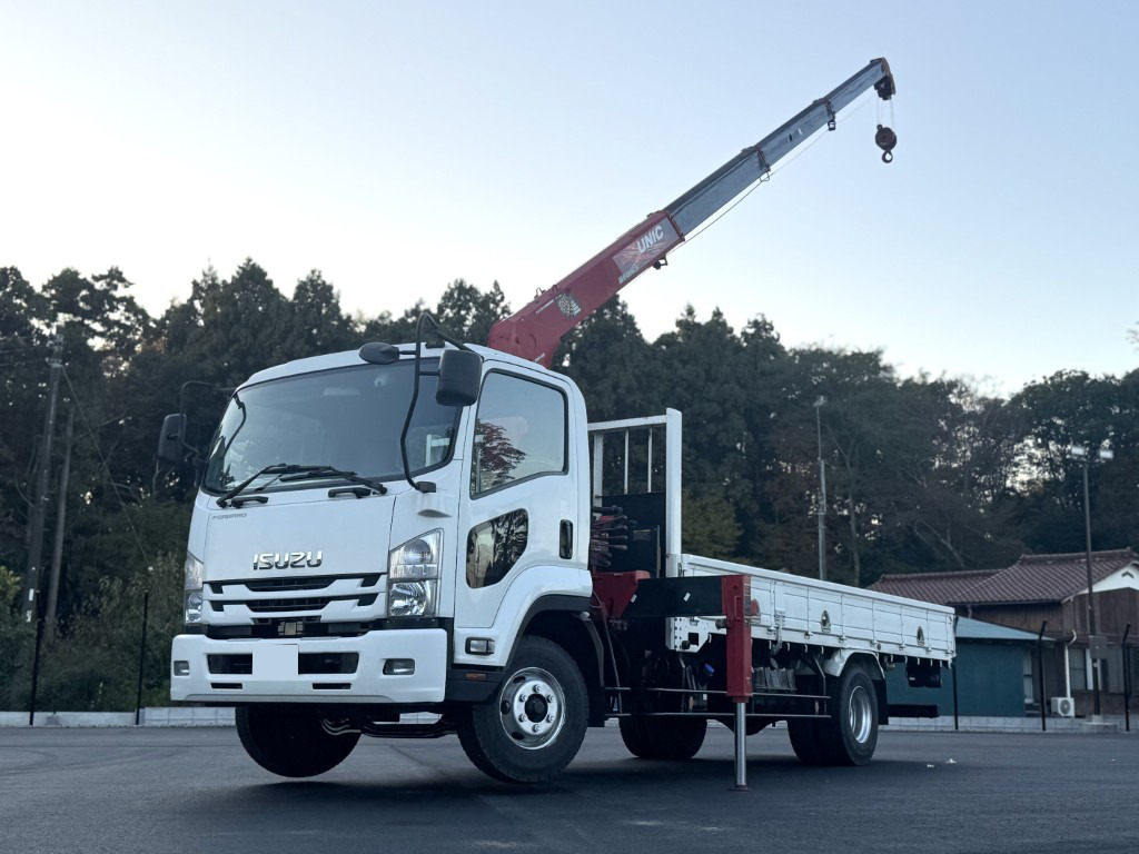 いすゞ フォワード 中型/増トン クレーン付