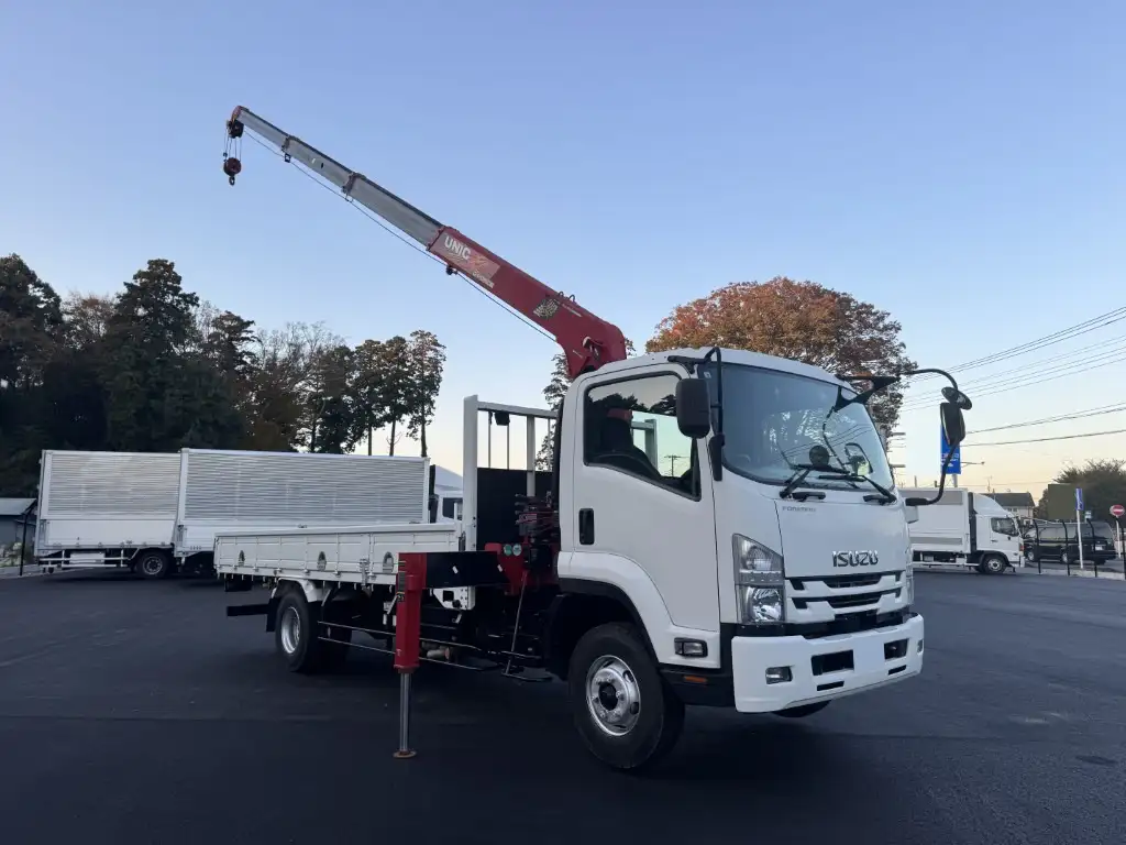 いすゞ フォワード 中型/増トン クレーン付 4段 ラジコンの中古トラック画像3