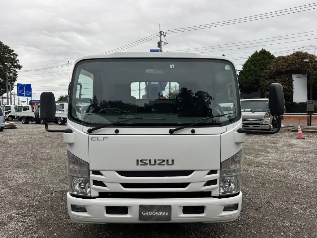 いすゞ エルフ 小型 クレーン付 3段 ラジコンの中古トラック画像2