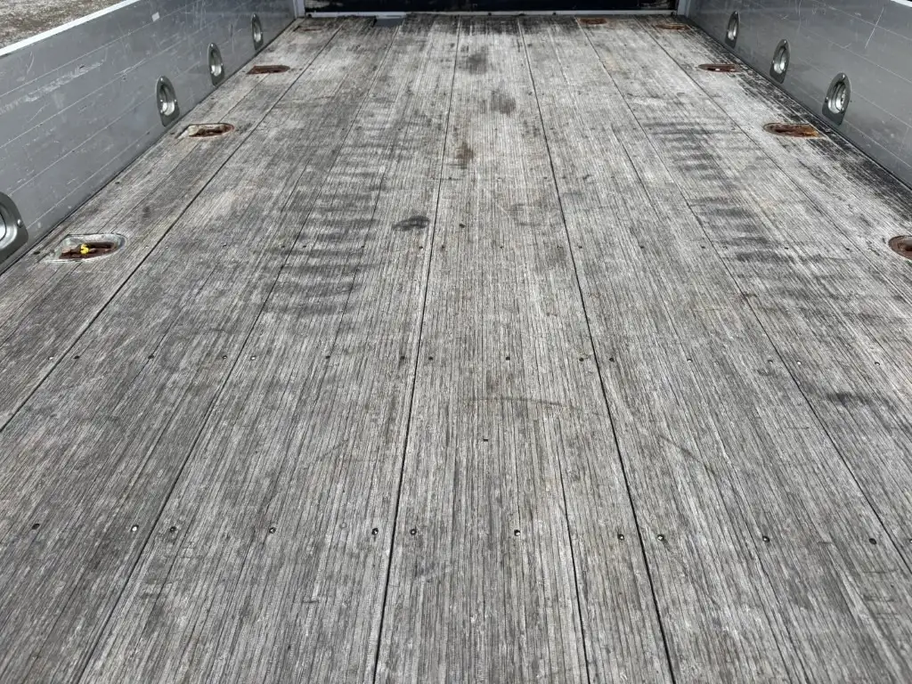 いすゞ エルフ 小型 クレーン付 3段 ラジコンの中古トラック画像6