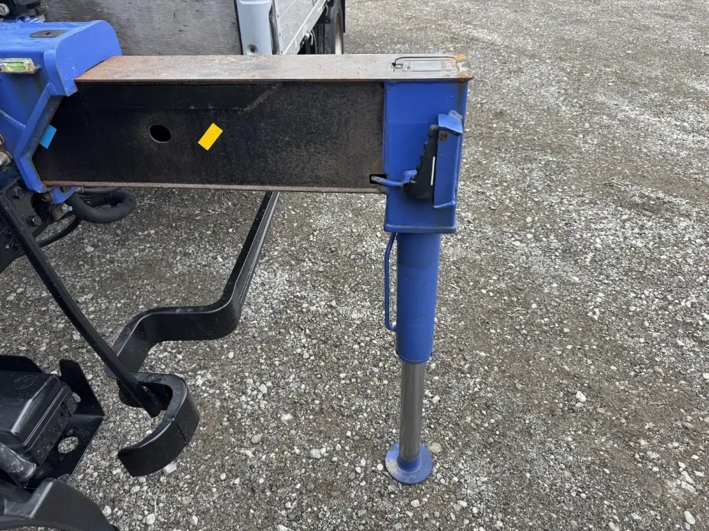 いすゞ エルフ 小型 クレーン付 3段 ラジコンの中古トラック画像9