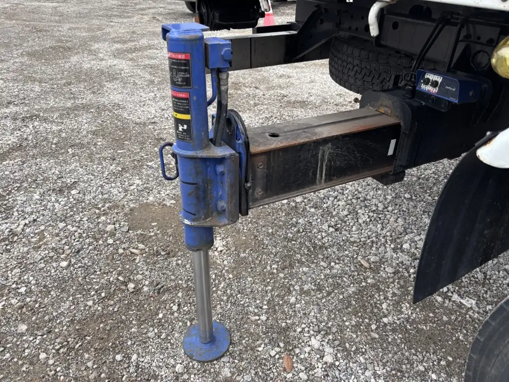 いすゞ フォワード 中型/増トン クレーン付 5段 ラジコンの中古トラック画像10