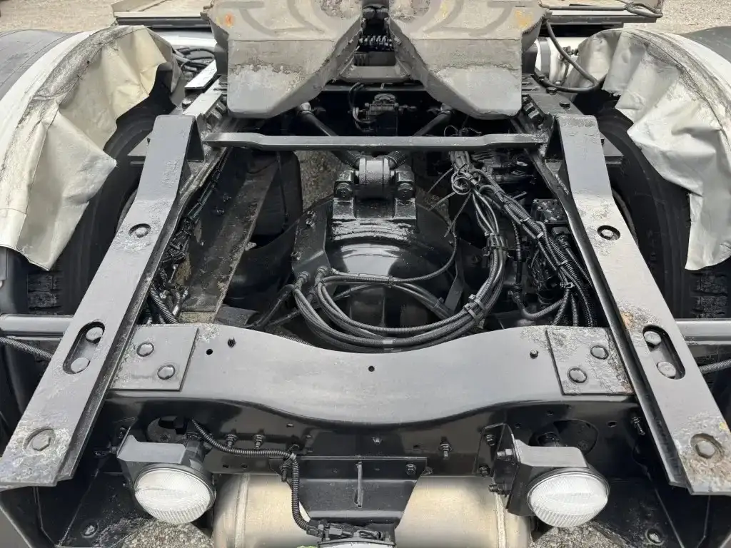 日産UD クオン 大型 トラクター ハイルーフ 1デフの中古トラック画像7