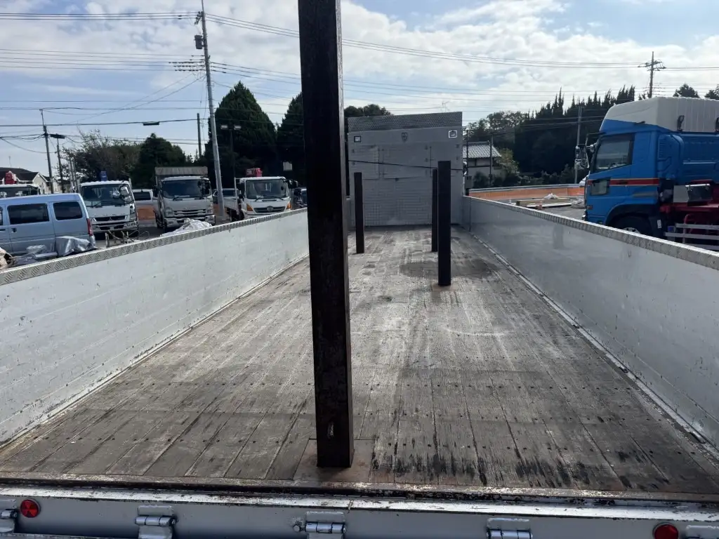 日産UD クオン 大型 平ボディ アルミブロック エアサスの中古トラック画像8