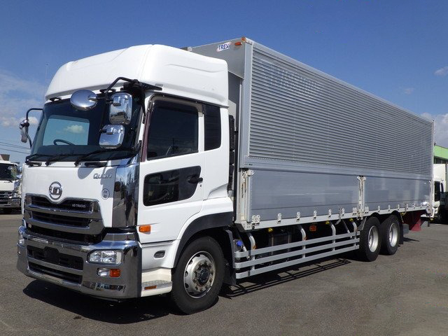 日産UD クオン 大型 ウイング