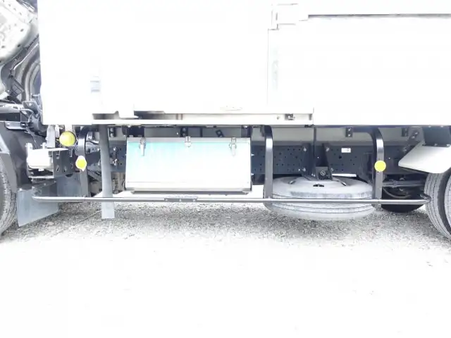 いすゞ エルフ 小型 冷凍冷蔵 中温 パワーゲートの中古トラック画像15