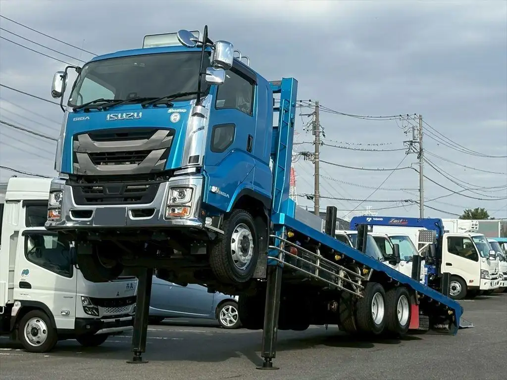 いすゞ ギガ 大型 車両重機運搬 ラジコン ウインチ の中古トラック【車両No.198954】