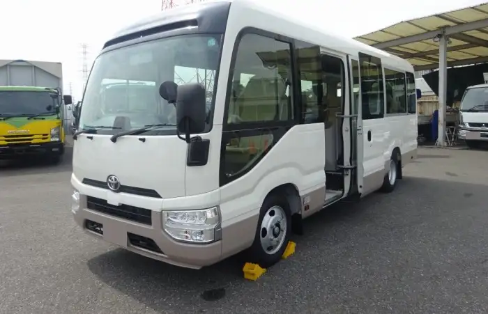トヨタ コースター 小型 バス マイクロバス 2KG-GDB70 の中古トラック【車両No.198959】