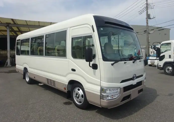 トヨタ コースター 小型 バス マイクロバス 2KG-GDB70の中古トラック画像2