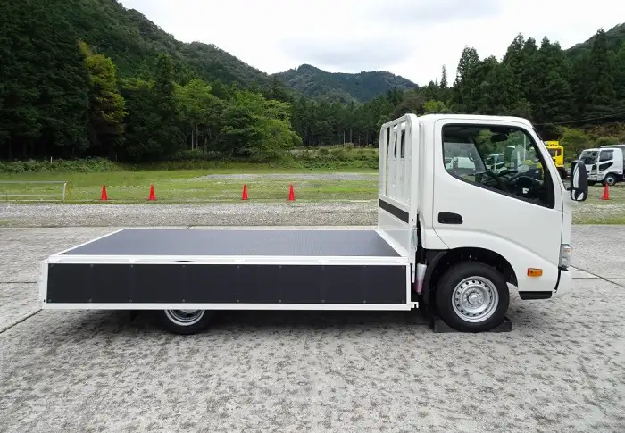 トヨタ ダイナ 小型 平ボディ 3BF-TRY230 R7の中古トラック画像4