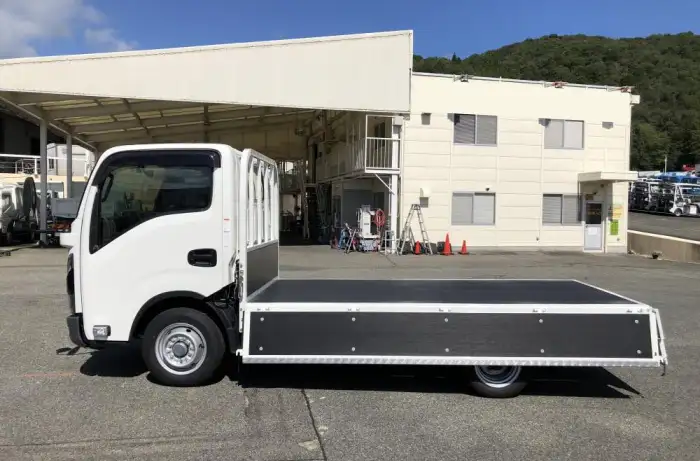 いすゞ エルフ 小型 平ボディ 3DF-NHR87AF R6の中古トラック画像7