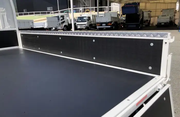 いすゞ エルフ 小型 平ボディ 3DF-NHR87AF R6の中古トラック画像8