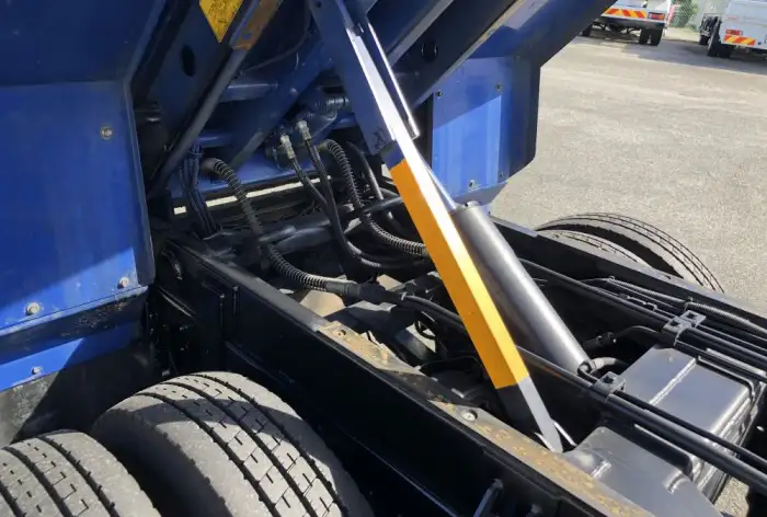 日野 デュトロ 小型 パッカー車 巻き込み式 回転ダンプ式の中古トラック画像15
