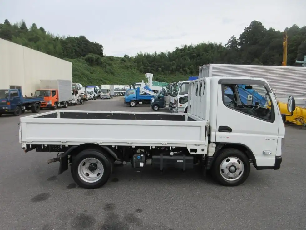 三菱 キャンター 小型 平ボディ 2RG-FBAV0 R5の中古トラック画像3
