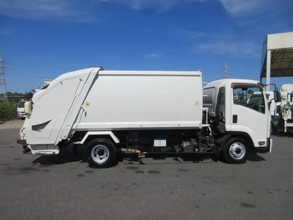 いすゞ フォワード 中型/増トン パッカー車 プレス式 SKG-FRR90S2の中古トラック画像2