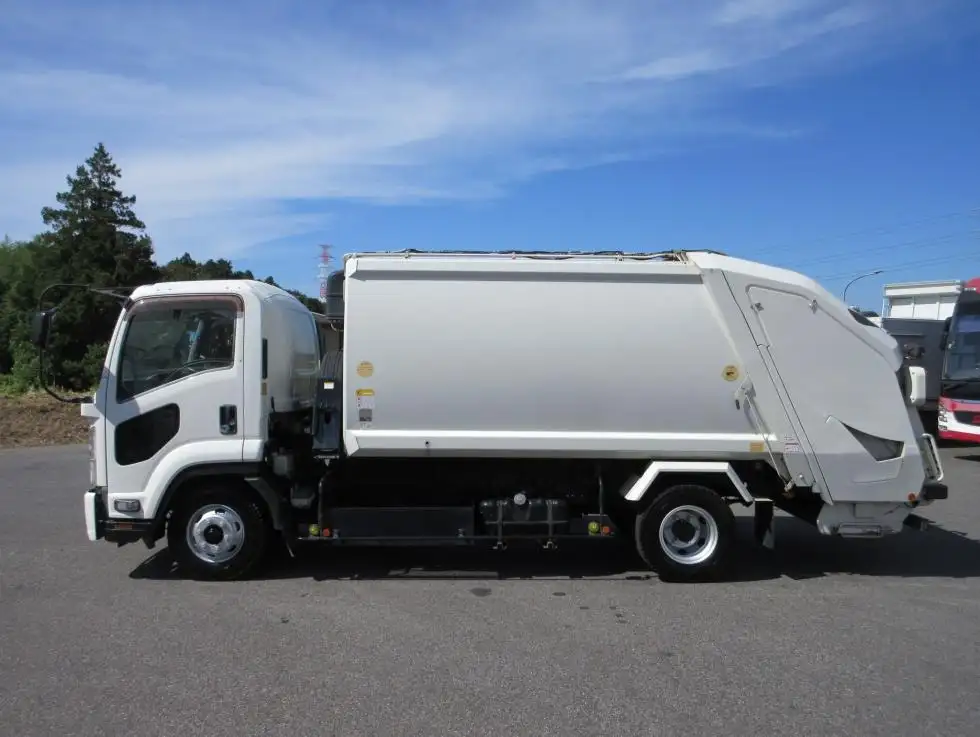 いすゞ フォワード 中型/増トン パッカー車 プレス式 SKG-FRR90S2の中古トラック画像4