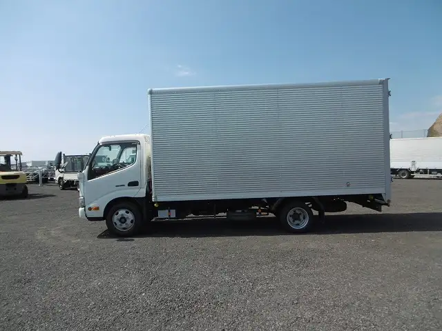 日野 デュトロ 小型 アルミバン TPG-XZU655M H31/R1の中古トラック画像3