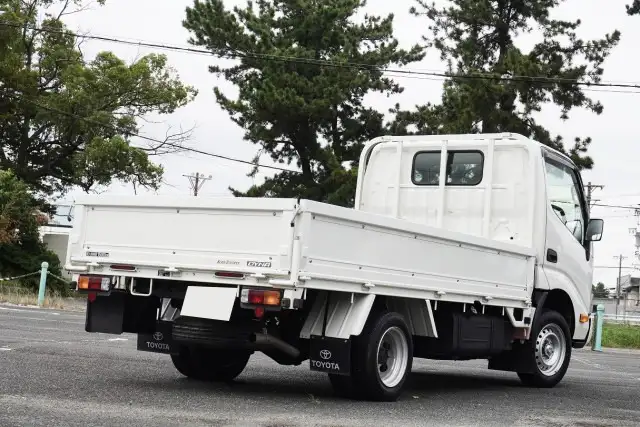 トヨタ ダイナ 小型 平ボディ ABF-TRY230 R2の中古トラック画像4