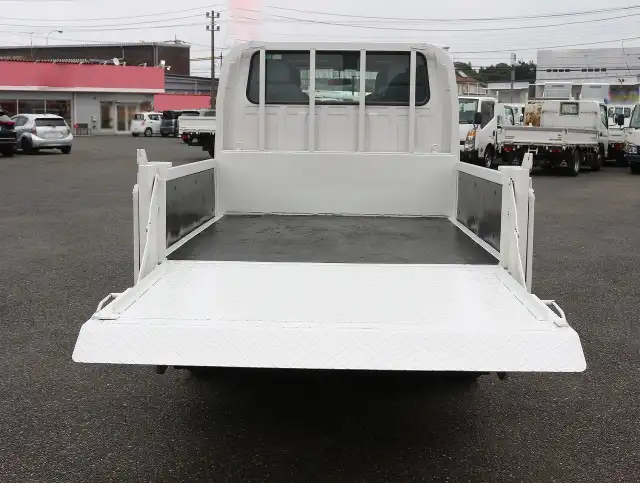 いすゞ エルフ 小型 平ボディ Wキャブ パワーゲートの中古トラック画像4