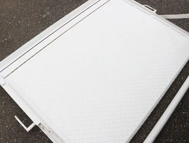 いすゞ エルフ 小型 平ボディ Wキャブ パワーゲートの中古トラック画像8