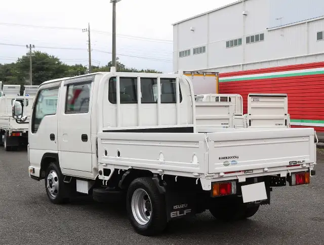 いすゞ エルフ 小型 平ボディ Wキャブ 床鉄板の中古トラック画像5