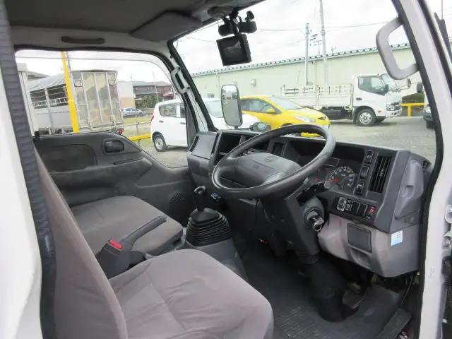 日産UD コンドル 小型 平ボディ パワーゲート 床鉄板の中古トラック画像11