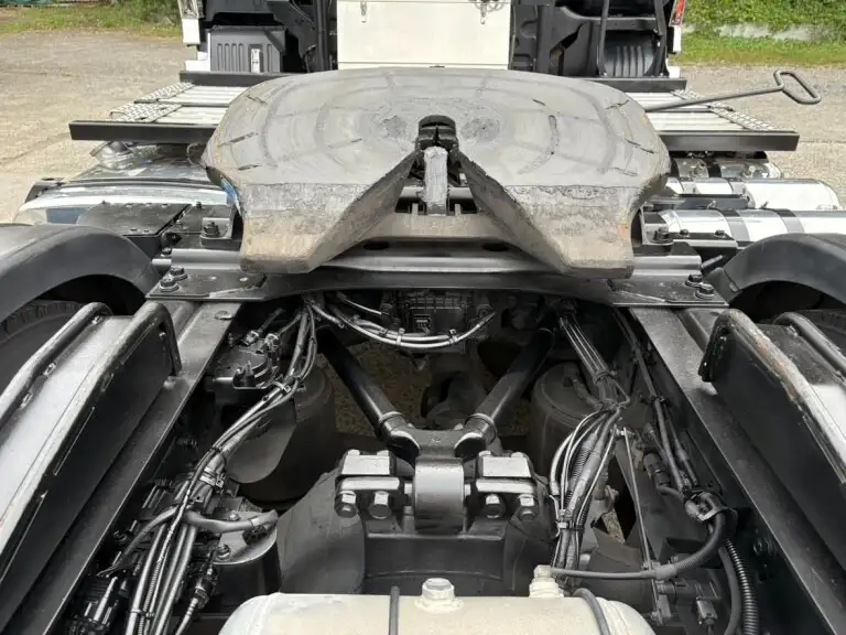 日野 プロフィア 大型 トラクター ハイルーフ 1デフの中古トラック画像9
