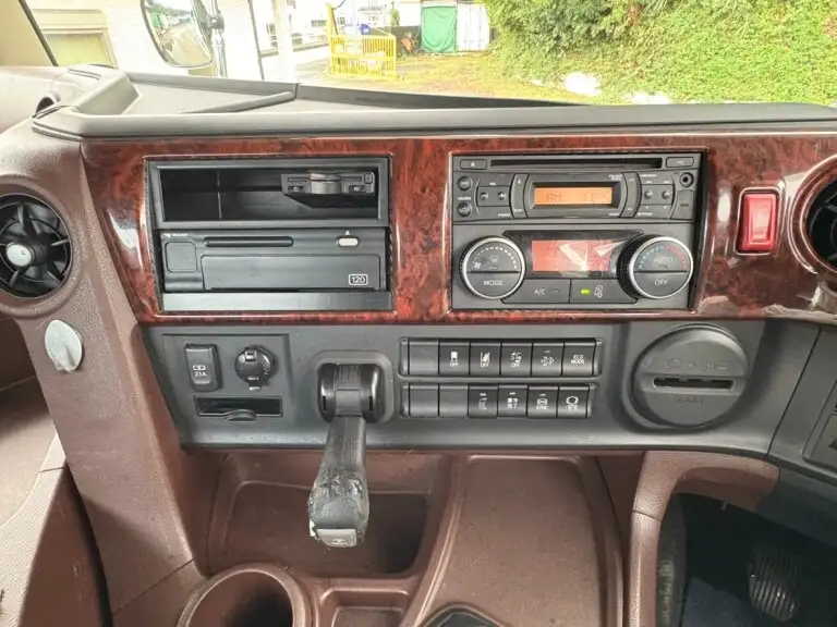 日野 プロフィア 大型 トラクター ハイルーフ 1デフの中古トラック画像14