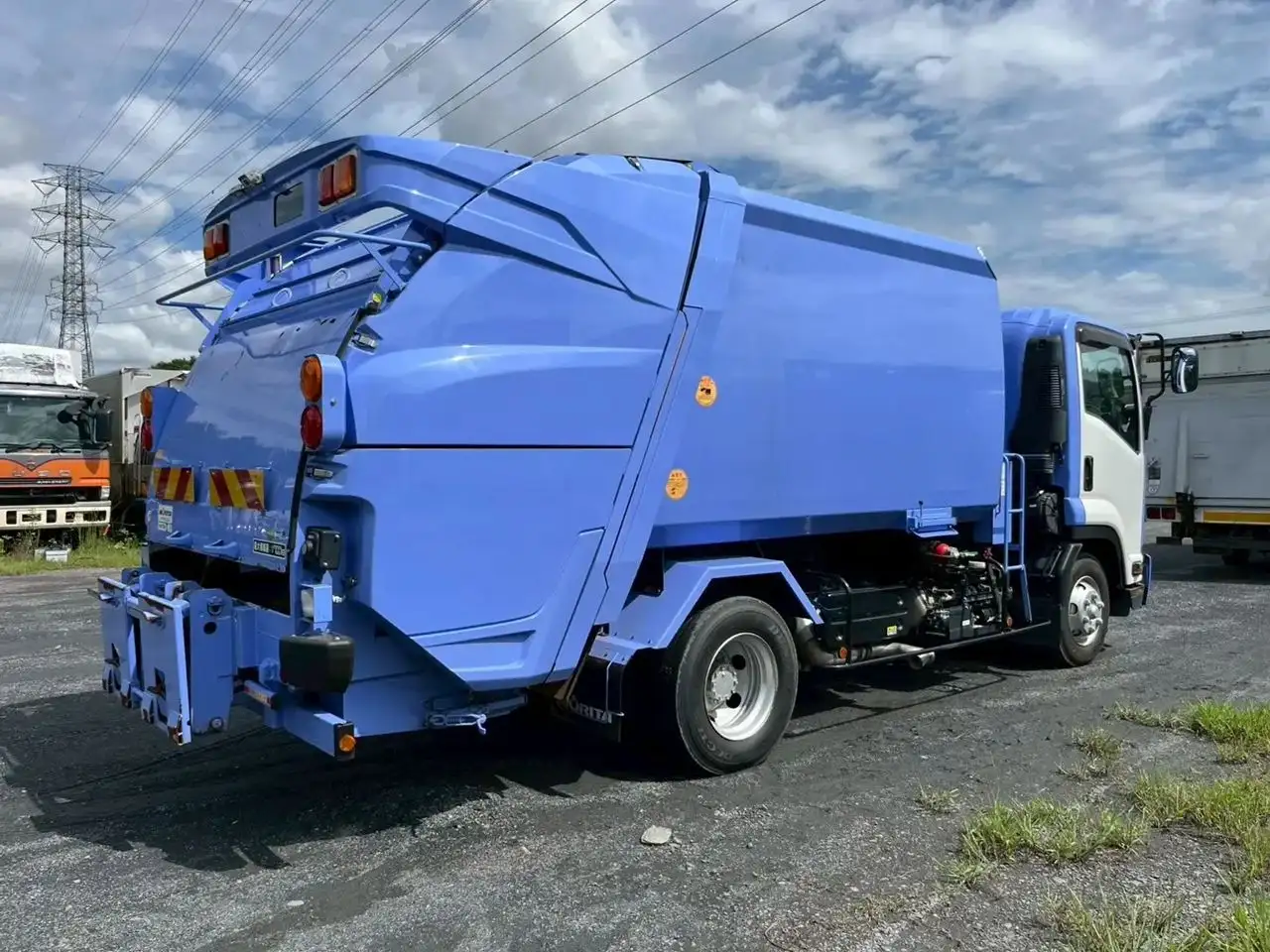 いすゞ フォワード 中型/増トン パッカー車 プレス式 2PG-FRR90S2の中古トラック画像3