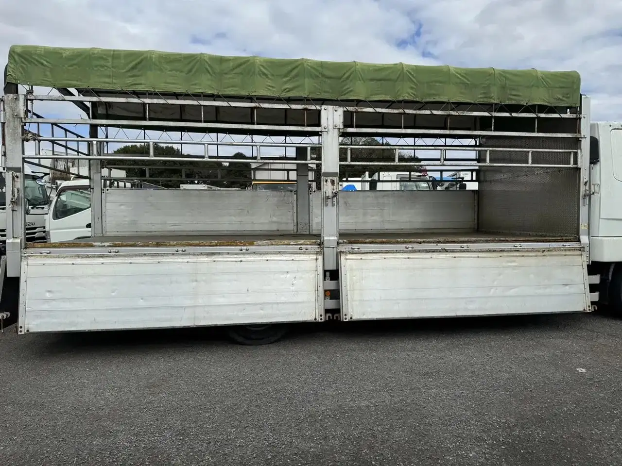 三菱 ファイター 中型/増トン 特殊車両 PDG-FK61F H21の中古トラック画像10