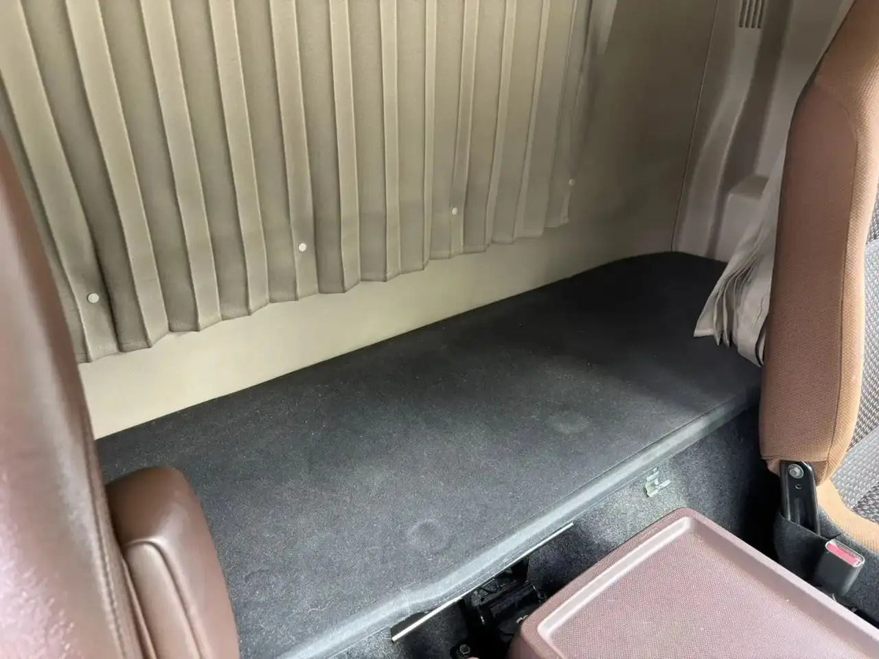 日野 レンジャー 中型/増トン ウイング ベッド 2KG-FD2ABAの中古トラック画像14