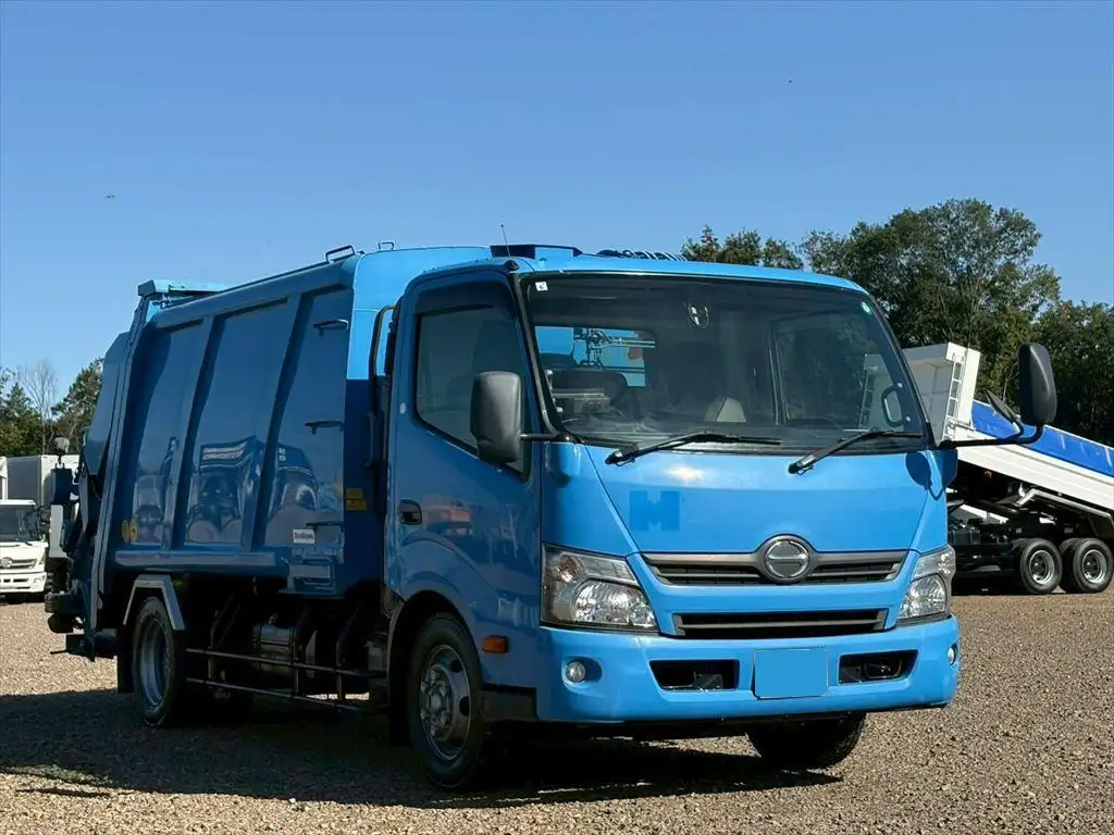 日野 デュトロ 小型 パッカー車 プレス式 TKG-XZU710Mの中古トラック画像2