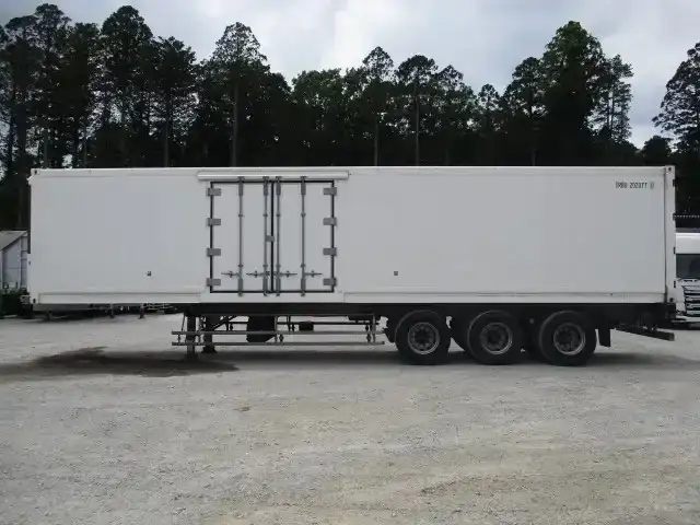フルハーフ 国産車その他 トレーラー/その他 トレーラー 3軸 エアサスの中古トラック画像6