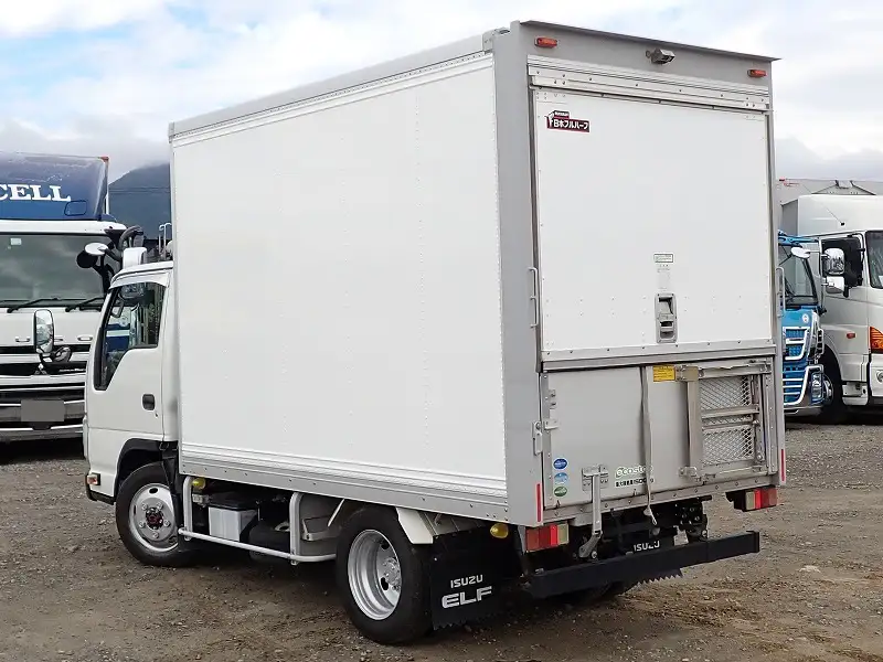 いすゞ エルフ 小型 アルミバン TRG-NHS85AN H27の中古トラック画像5