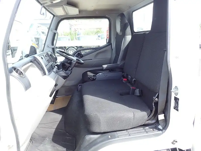 三菱 キャンター 小型 平ボディ TPG-FBA20 H30の中古トラック画像12