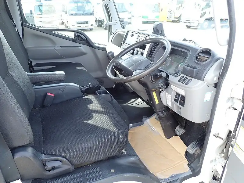 三菱 キャンター 小型 平ボディ TPG-FBA20 H30の中古トラック画像11