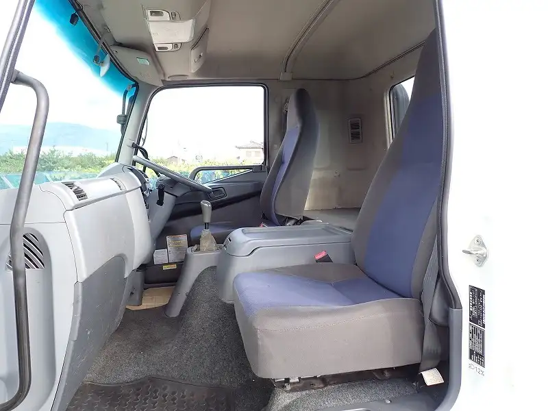 三菱 ファイター 中型/増トン 平ボディ ベッド TKG-FK61Fの中古トラック画像11