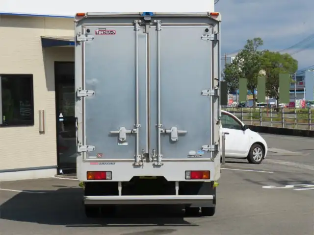 日野 デュトロ 小型 ウイング 床鉄板 TKG-XZU650Mの中古トラック画像6