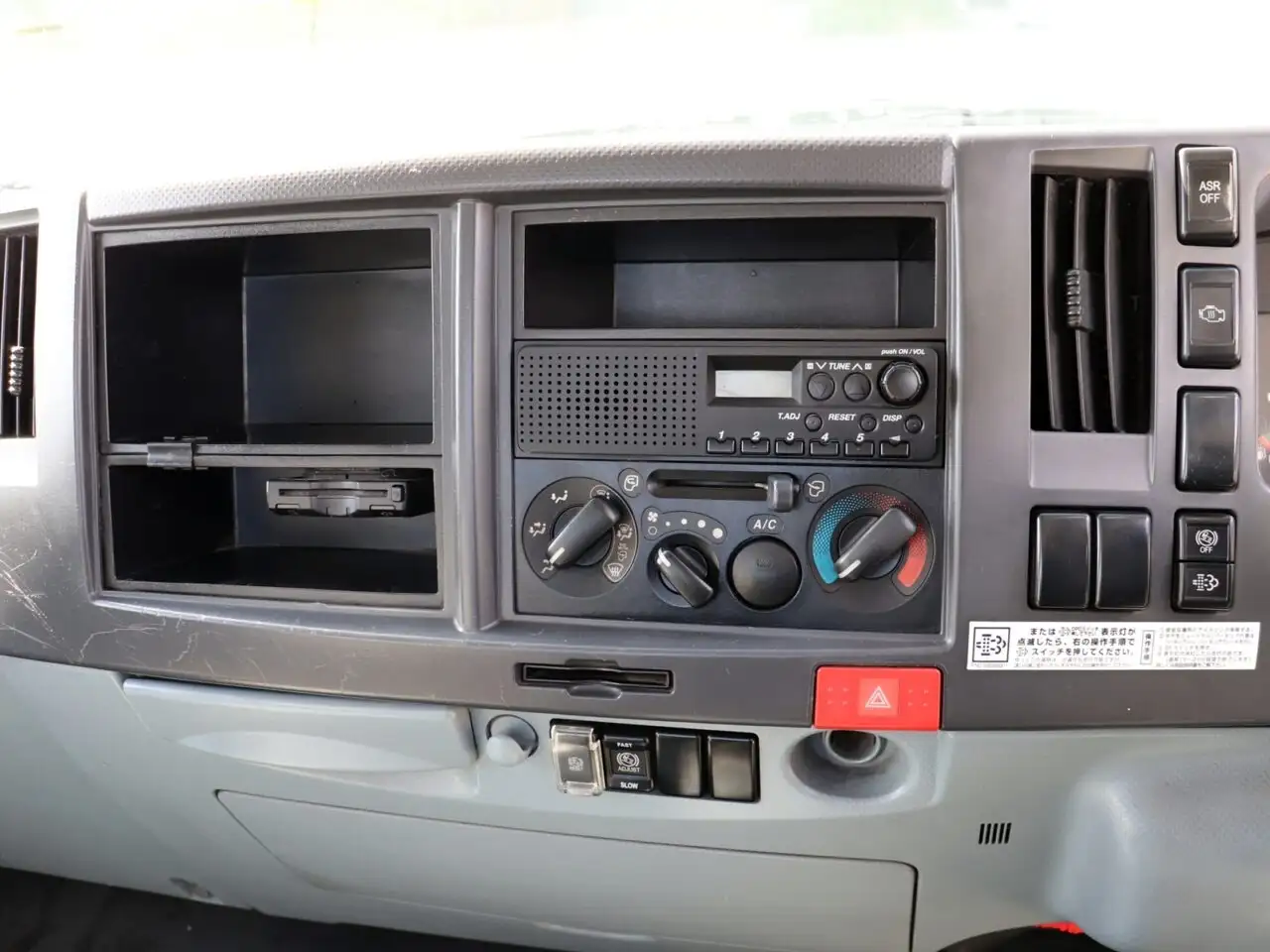 いすゞ エルフ 小型 平ボディ TKG-NPR85AR H25の中古トラック画像14