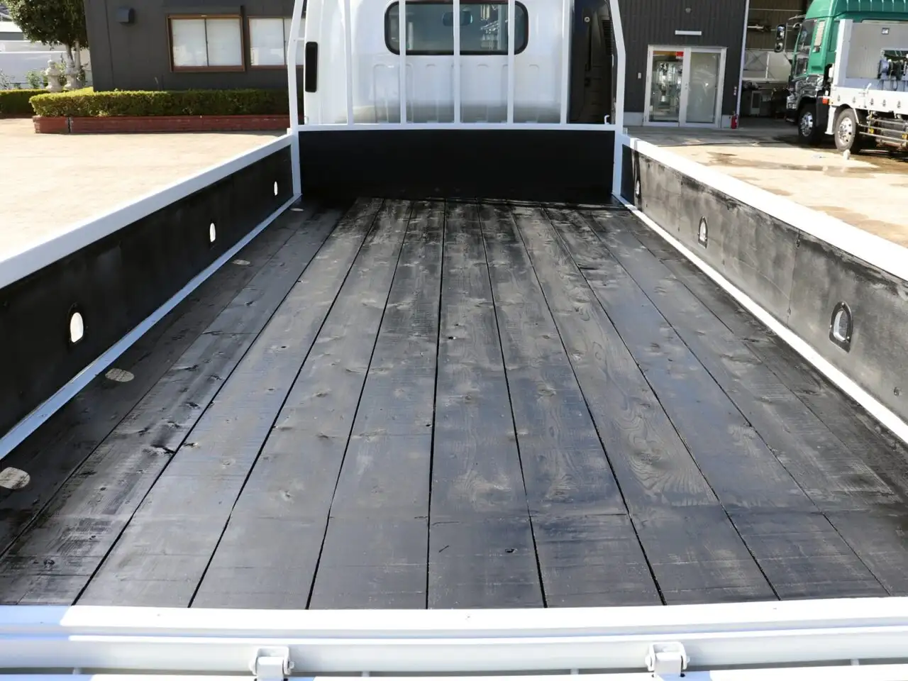 いすゞ エルフ 小型 平ボディ TKG-NPR85AR H25の中古トラック画像10