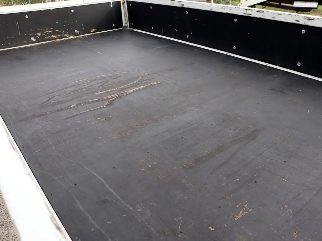 いすゞ エルフ 小型 平ボディ 2RG-NKR88R R2の中古トラック画像11