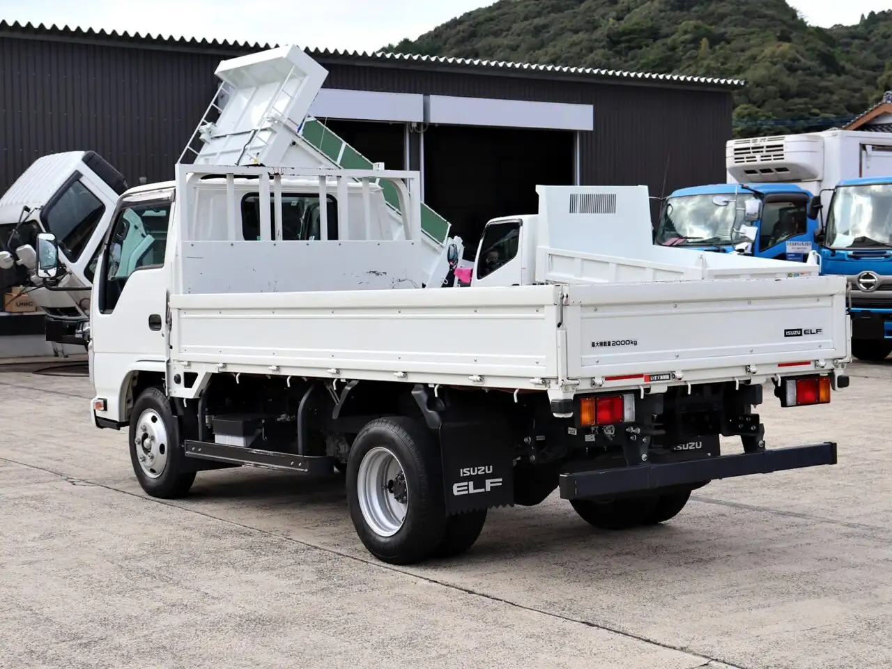 いすゞ エルフ 小型 平ボディ 2RG-NKR88R R2の中古トラック画像7