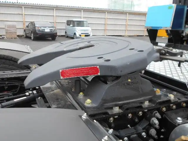 いすゞ ギガ 大型 トラクター ハイルーフ 1デフの中古トラック画像9