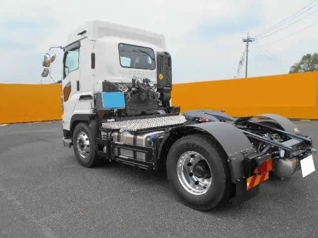 いすゞ ギガ 大型 トラクター ハイルーフ 1デフの中古トラック画像5