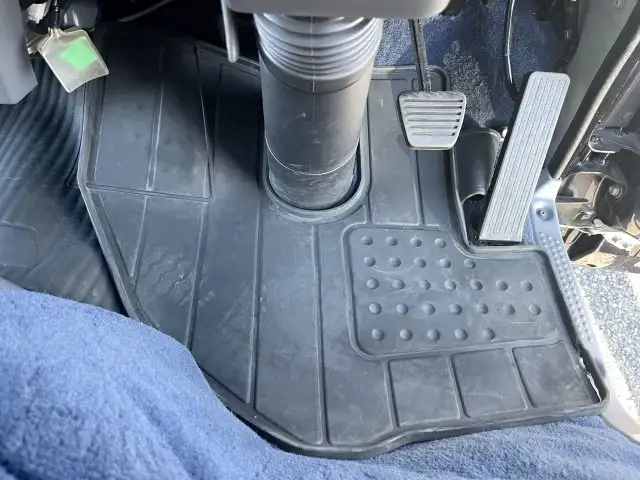 日産 アトラス 小型 平ボディ カスタム 2RG-AHR88Aの中古トラック画像15