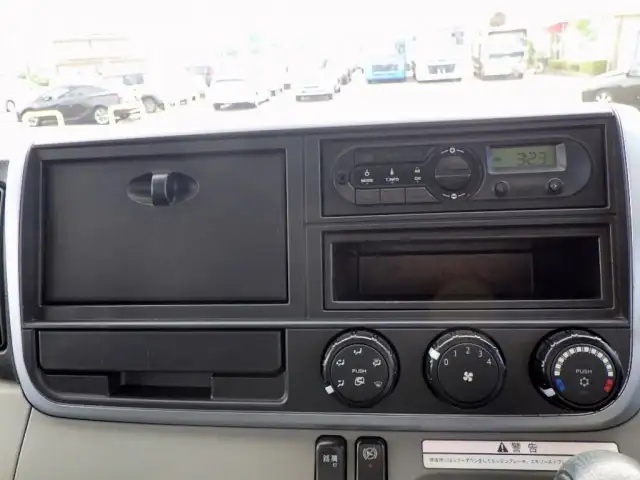 日産UD その他 小型 平ボディ アルミブロック TPG-FEB8Yの中古トラック画像13