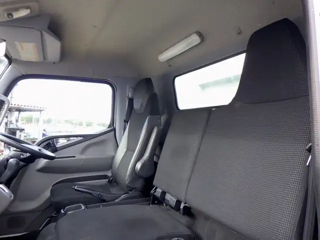 日産UD その他 小型 平ボディ アルミブロック TPG-FEB8Yの中古トラック画像11