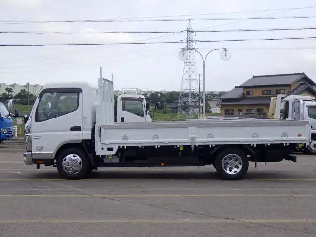 三菱 キャンター 小型 平ボディ 床鉄板 2RG-FEB50の中古トラック画像4