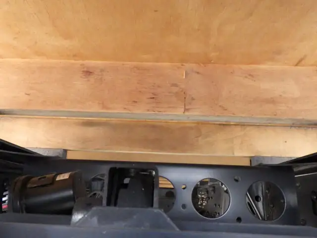 日産 アトラス 小型 平ボディ アルミブロック 2RG-APR88ARの中古トラック画像16